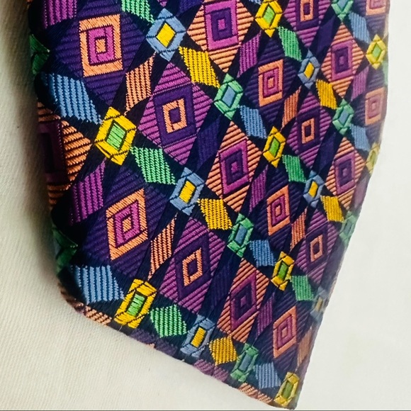 Dion Signature Silk Tie Geometric Print Handcrafted Canada EUC Quiet Luxury Prep - Picture 1 of 5